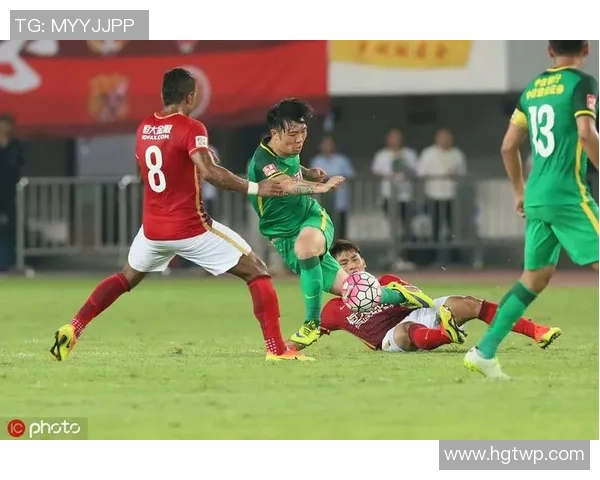 今天广州恒大足球比赛精彩纷呈球迷齐聚为球队加油助威