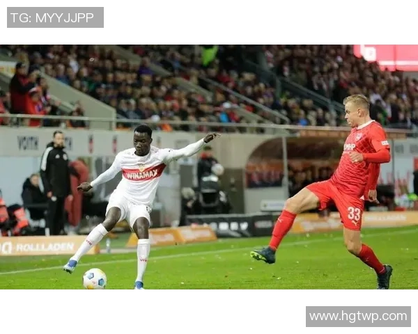 克莱蒙足球队的崛起与挑战：探索法甲新星的奋斗历程与未来展望